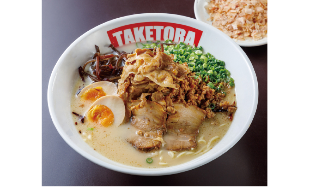 指宿駅周辺でランチ！指宿のご当地グルメ「勝武士ラーメン」が味わえる「TAKETORA」