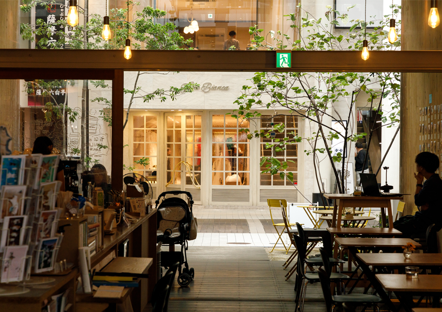 【最新】熊本で街歩き♪おすすめカフェ「OMOKEN PARK」店内