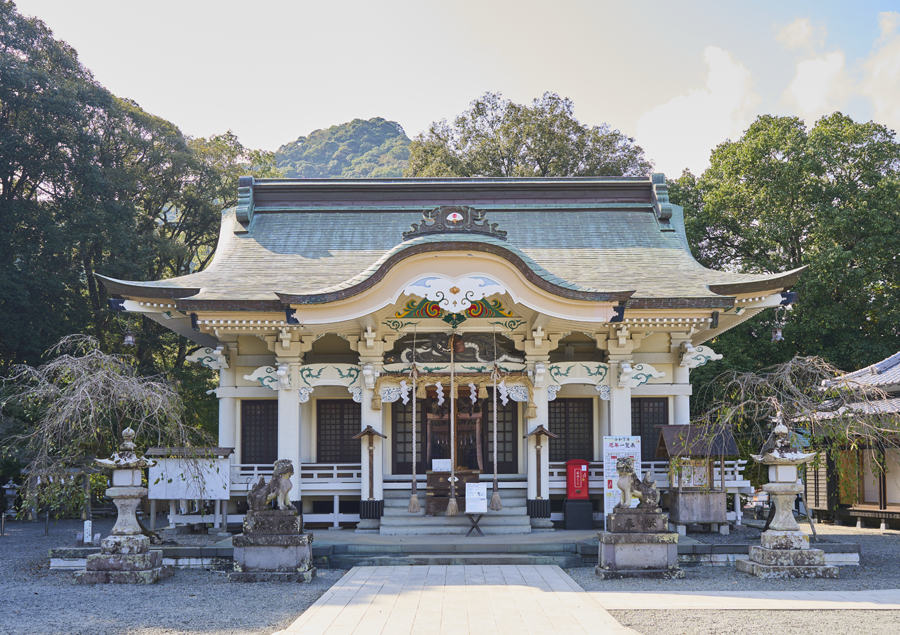 九州のSNS映え神社5選！話題のお守りや御朱印もご紹介！【佐賀】武雄神社