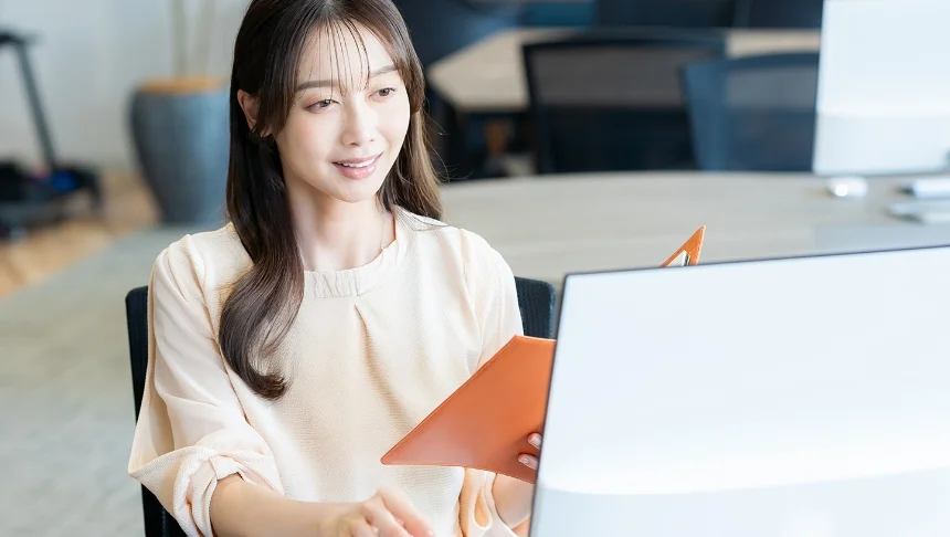 カード事業部の仕事イメージ写真